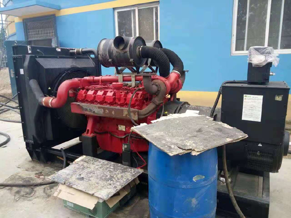 隆德关于柴油发电机组水箱污垢的产生与清理