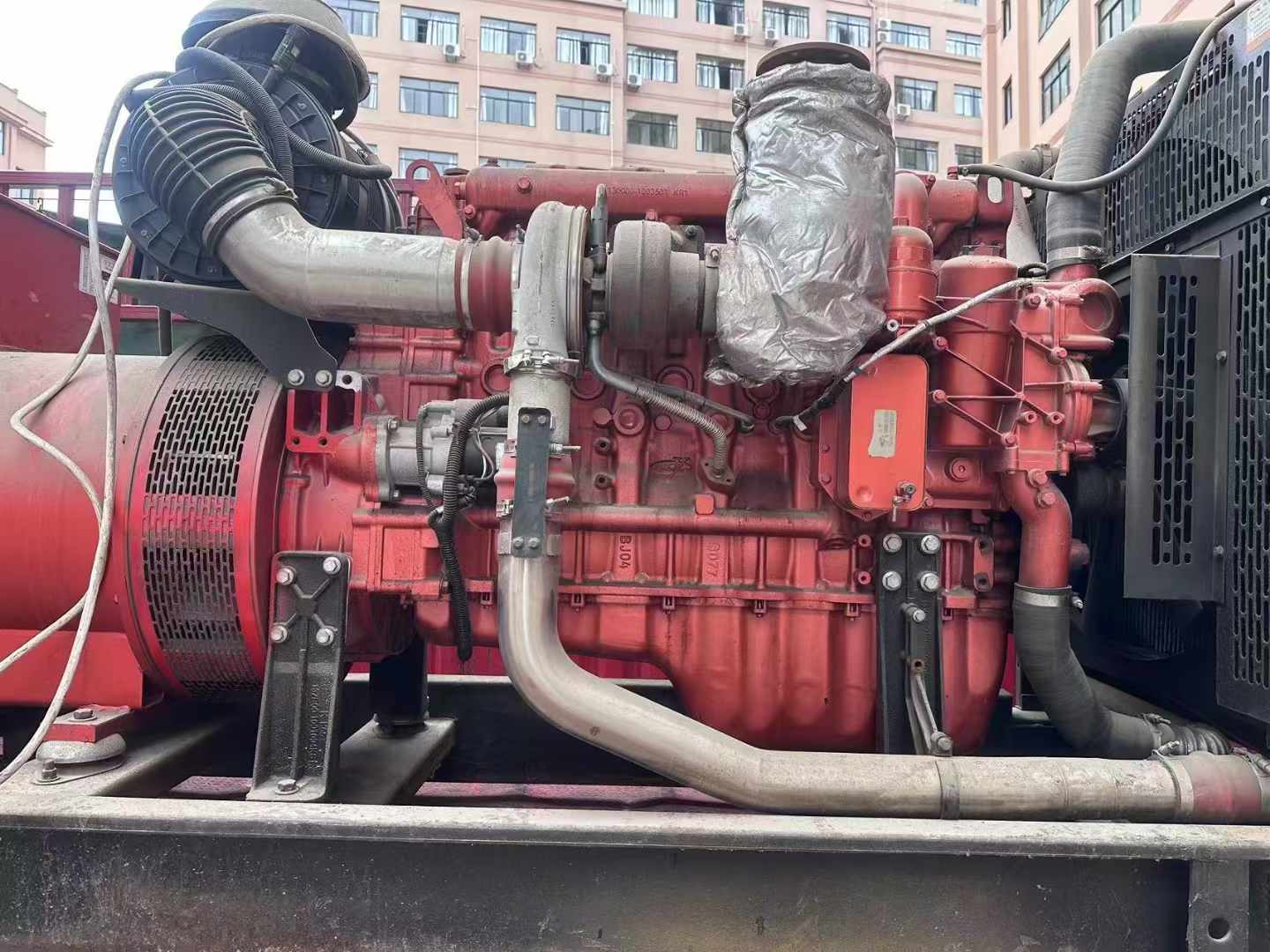 隆德如何选择适合 600kW 柴油发电机组的过载保护器？
