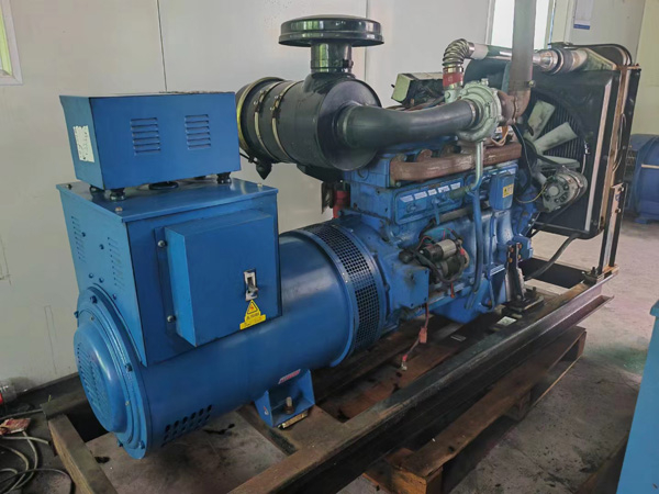 隆德100kW柴油发电机组使用多级机油有哪些优缺点？