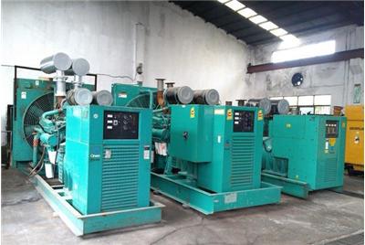 隆德如何判断汽油发电机组电瓶的使用寿命？